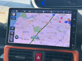 お出かけの際に安心のナビ付です☆バックカメラ機能で駐車もスムーズに行えます。