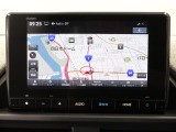 【純正8インチナビ】使いやすいナビ操作にオーディオ機能も充実!Bluetooth接続で運転中のハンズフリー電話や好みの音楽を車内に流す事が出来ます。ラインナップや車種に応じて豊富な機能が使用可能♪