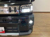 LEDヘッドライト・フォグランプを装備しています☆明るいヘッドライトとフォグランプで暗い夜のドライブも安心ですよ☆
