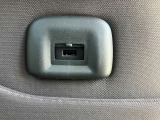 後部座席用のUSBソケットです!