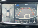 見下ろしているかのような映像で、駐車もスムーズに行ける!インテリジェントアラウンドビューモニターです。