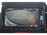 バックカメラ:後方確認がラクにできるので駐車も安心