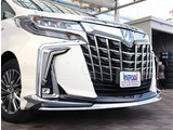 【車屋】として、長く車業界に従事した経験豊富なスタッフが在籍しております。