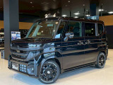 ラプターライナーを施したタフな車輛!