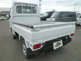 4WD/5MT/エアコン/パワステ/作業灯/AM・FMラジオ/荷台マット