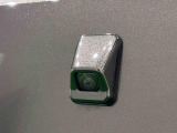 ナビゲーション等を装着することでバックするとき後方の安全確認ができるバックカメラが付いてます