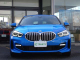 BMW在庫保有台数常時100台以上!ご来店の際はBMW本店(厚木市下荻野140-1)にご来店ください!弊社自慢の全天候型ショールーム!BMW在庫保有台数常時100台以上ございます!