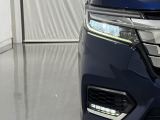 ★LEDヘッドライト搭載★ 白っぽく光る明るく省電力なLEDライト!先進的な白い輝きでフロントフェースを引き締めます☆
