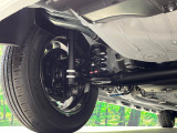 お車を安心してお乗りいただく為には、足回りの定期点検が欠かせません。サービスサポート(有償保証)では無料点検もご提供しており、安心のカーライフをお過ごしいただけるサポート体制が整っています。