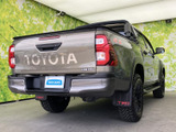 ハイラックス 2.4 X ディーゼル 4WD 