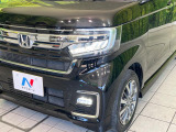 【シーケンシャルターンランプ付きLEDヘッドライト】人気の『流れるウィンカー』付きのLEDヘッドライトを装備♪高級感はもちろん、点灯時は存在感たっぷりで他車からも認識されやすく安心です。