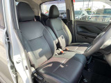 お車の販売と共に、自動車保険もご紹介しております。 弊社取り扱い会社と同じであれば日産独自のサービスもあります。