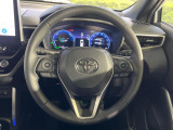 【純正革巻きステアリング】上質な革を使用することで、手にしっかり馴染みとても運転しやすいハンドルです♪