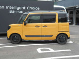 パワースライドドアです。乗り降りする時にすごく便利ですよ。