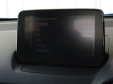 ナビゲーションは純正メモリーナビを装着しております。AM、FM、CD、DVD再生、Bluetooth、フルセグTVがご使用いただけます。初めて訪れた場所でも安心ですね!