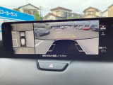 狭い場所での駐車やすれ違いなどでより的確な運転操作に役立つ360&deg;ビューモニターが装備されています。