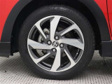 16インチアルミホイールを装着しています。タイヤサイズ175/60R16
