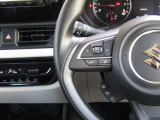 ステアリングリモコン付きです。運転に集中!!