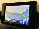 バックカメラが装備されており、後方の安全確認はもちろんのこと狭い場所での駐車や雨の日・夜間など視界の悪いコンディションでのストレスの軽減にもなります!