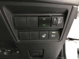 【オートマチックハイビーム】ハイビームとロービームを自動で変更し夜間の運転をサポートしてくれます。