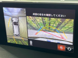 【360&deg;ビューモニター】専用のカメラにより、上から見下ろしたような視点で360度クルマの周囲を確認することができます☆死角部分も確認しやすく、狭い場所での切り返しや駐車もスムーズに行えます。