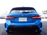 第二展示場にも多数のBMWをラインナップ!ご来店の際はBMW本店(厚木市下荻野140-1)に一度ご来店ください!☆関東運輸局認証工場 自動車分解整備事業2-6030☆プッシュプル式板金塗装ブース完備☆