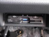 ETC車載器付きで、高速道路への乗り降りもスムーズです。音声ガイドタイプなので、ゲート通過時や利用料金、カードの有効期限などを案内してくれます。