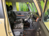 運転席シート廻りは使用感も少なく、良好な状態となっています。丁寧に使われていたことがよくわかりますね。