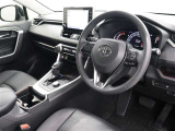 運転席廻りです。