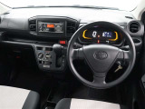 運転席廻りです。