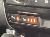 フロント両席にはシートヒーターが付いています!寒い日に便利な装備ですね。