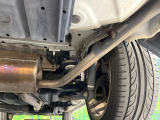 お車を安心してお乗りいただく為には、足回りの定期点検が欠かせません。サービスサポート(有償保証)では無料点検もご提供しており、安心のカーライフをお過ごしいただけるサポート体制が整っています。