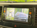 【アラウンドビューモニター】専用のカメラにより、上から見下ろしたような視点で360度クルマの周囲を確認することができます☆死角部分も確認しやすく、狭い場所での切り返しや駐車もスムーズに行えます。