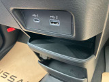 USB電源ソケット付き♪