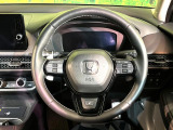 【純正革巻きステアリング】上質な革を使用することで、手にしっかり馴染みとても運転しやすいハンドルです♪