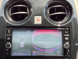アラウンドビューモニター付きですので、車庫入れも楽々です。