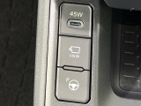 【駐車支援システム】駐車スペースを検知し、スムーズな駐車をアシスト。狭いスペースへの駐車など、駐車に自信の無い方におすすめの機能です♪