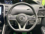 【ステアリングスイッチ】運転中、前方から目線をそらすことなく、オーディオ等の操作が可能な便利機能!安心&快適なドライブを演出してくれます♪
