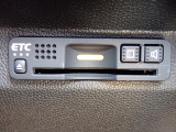 ■【ETC車載器】が装備されています。セットアップをしてお渡しとなり、ETCカードを差し込むだけで高速道路の利用が可能です。