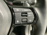 クルーズコントロールを装備しています。高速道路などで一定の速度で走ってくれるので運転が楽ですよ!速度を設定できますので、スピードの出しすぎにも注意できます。
