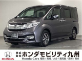 色々な装備がついた、8人乗りガソリン車のステップワゴン スパーダです。