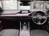 MAZDA3セダン 1.5 15S ブラックトーンエディション 4WD