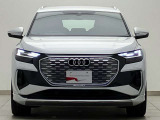 遠方のお客様でも安心してお車選びをしていただけるよう、車両ごとの動画やZoom等の商談も可能でございます。スタッフへお気軽にお申し付けくださいませ!