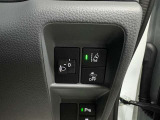 光軸の調整や車線逸脱防止機能の切り替えなどが運転席から切り替え可能です。