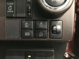 【オートマチックハイビーム】ハイビームとロービームを自動で変更し夜間の運転をサポートしてくれます。