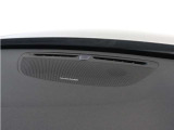 【harman/kardon】世界のオーディオファン垂涎のプレミアムサウンドシステムを搭載。原音に近い音場空間を忠実に再現。乗る人すべてに最良の音響体験を提供します。