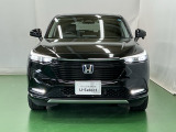 LEDヘッドライトを装備しています。LEDヘッドライトはとても明るく、雨の日や夜間走行も安全・安心です。オートライトコントロール付きで周囲の明るさに応じて自動で点灯・消灯します