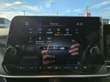純正ナビゲーションになりマップ機能はもちろん、音楽もBluetooth接続で楽しいドライブができます。