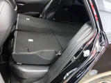 当店では専任のメカニックが大切なお客様のお車を一台一台丁寧に整備いたします。自社認証工場にてリフトアップし下回りまでキッチリ検査いたします。