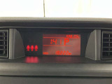 走行距離の少なさは、最大の魅力です。貴方とこの車のカーライフをこれから長い期間、楽しんで頂けます♪ディーラーならではのサービススタッフ常駐の整備工場が併設しており、整備などアフターサービスも安心です♪